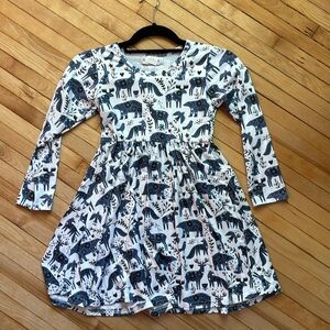 Girls printed dress size 8-9